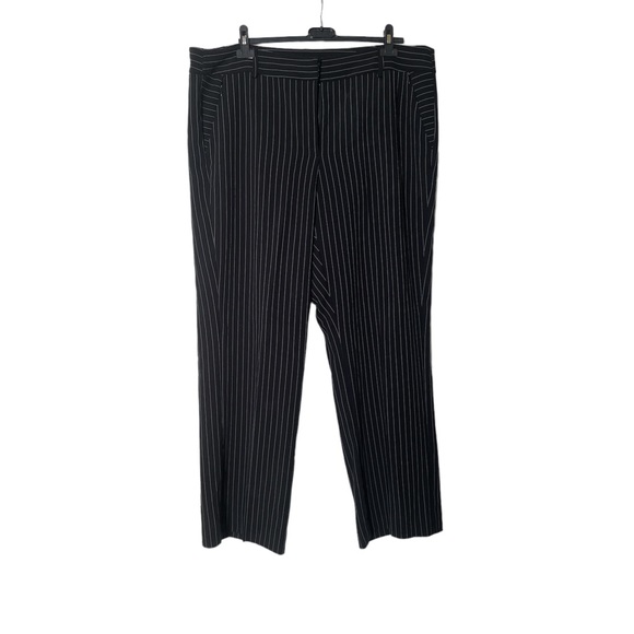 🎩 Beautiful and classy pinstripe black pants size 16 - Picture 2 of 6